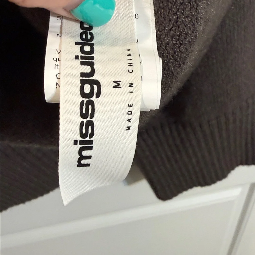 Missguided embroidered sweater medium